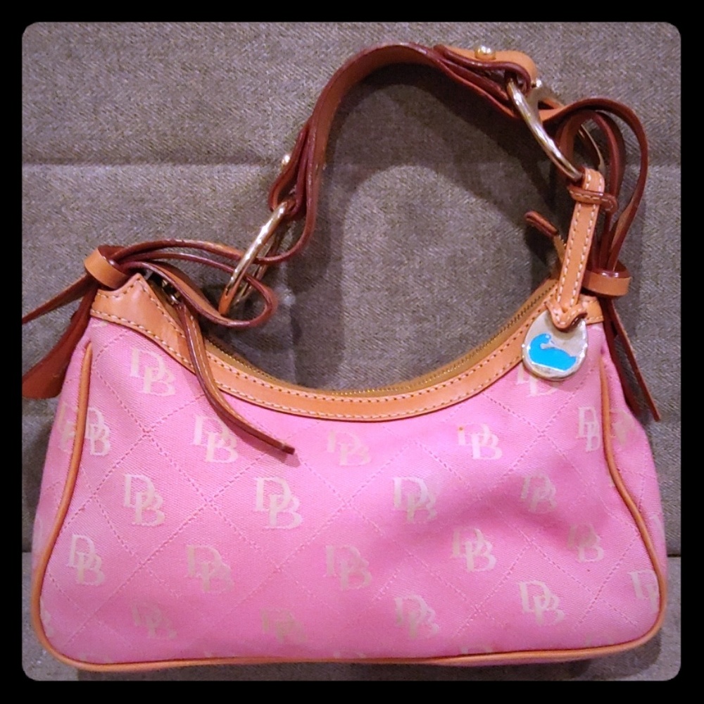 Dooney & Bourke
